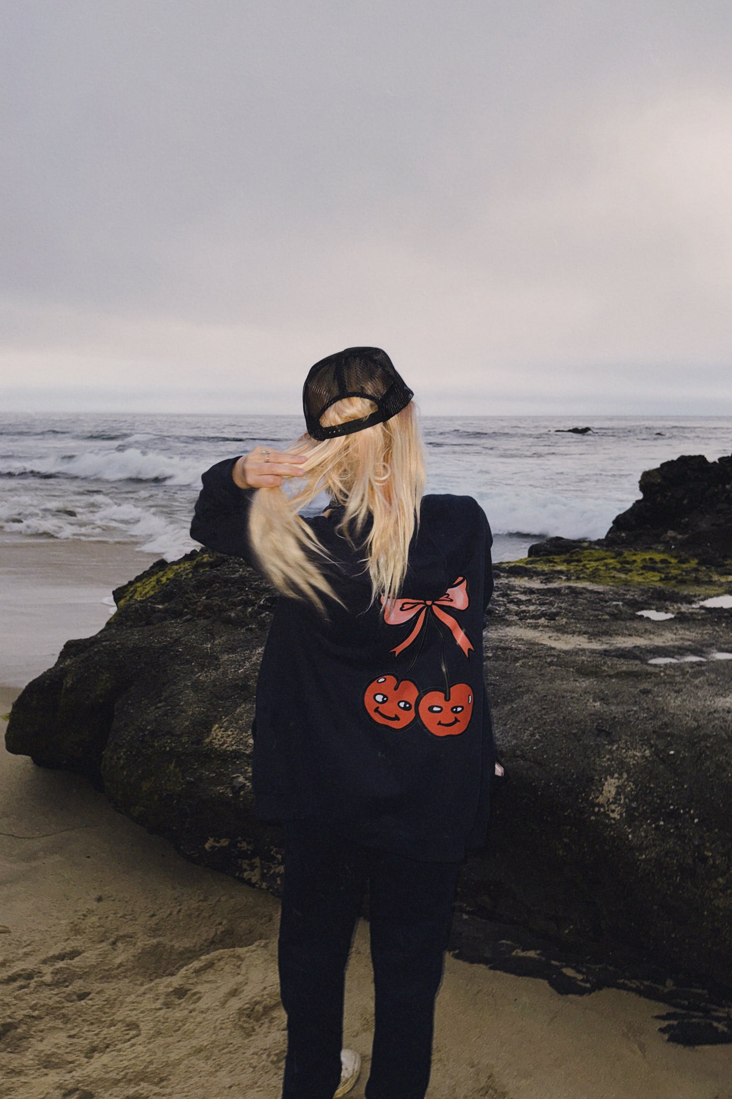 ABDUCTED Cherry Zip Hoodie - Navy