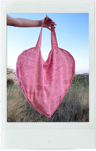 ABDUCTED Pink Player Giant Heart-Shaped Beach Bag *PREORDER*